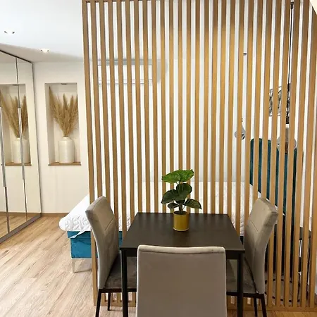 Apartment Apartman Studio Perla *